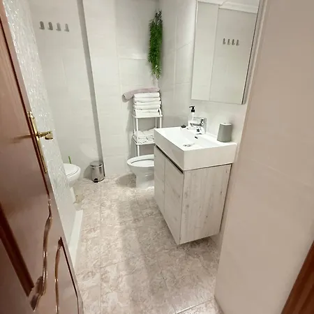 El Arenal - Free Parking *